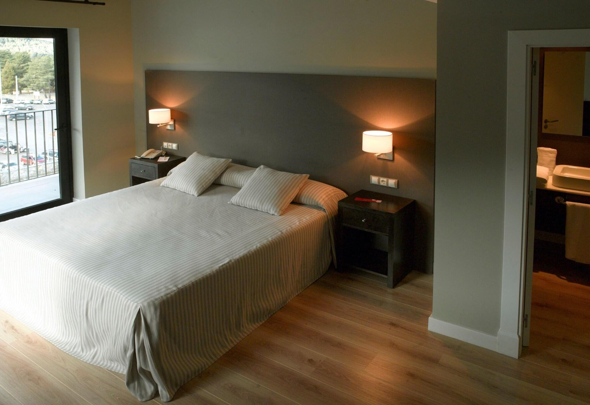 Hg La Molina Hotell Exteriör bild