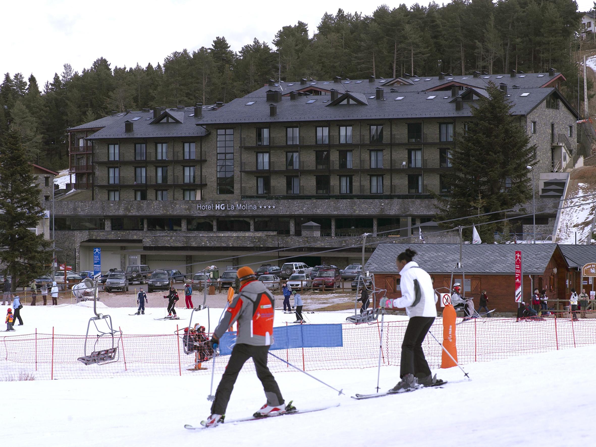 Hg La Molina Hotell Exteriör bild
